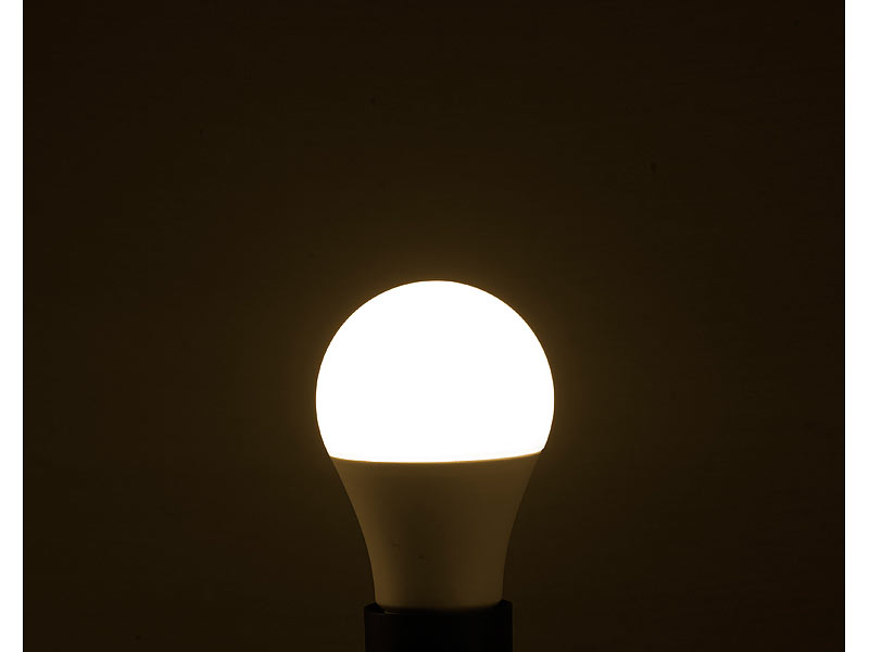 ; lampadina LED a goccia E27 (bianco neutro) lampadina LED a goccia E27 (bianco neutro) lampadina LED a goccia E27 (bianco neutro) 