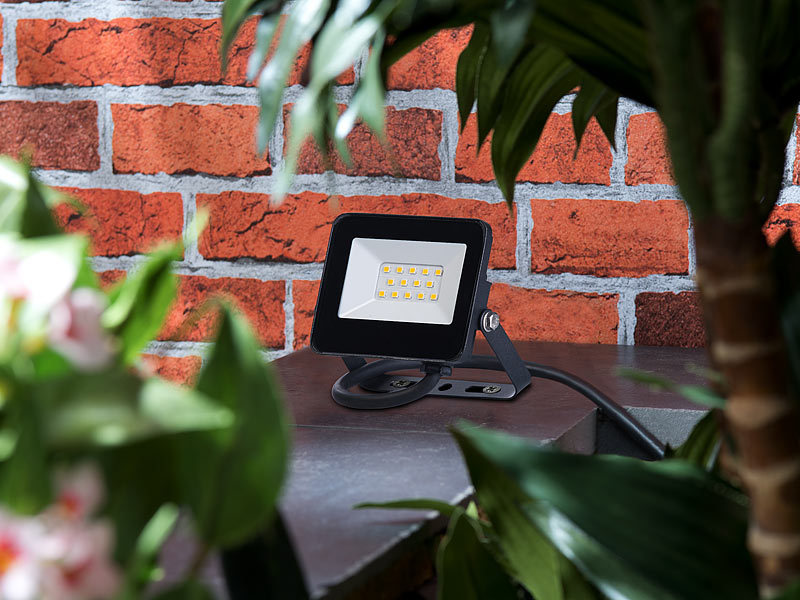 ; LED-Solar-Fluter mit Bewegungsmelder LED-Solar-Fluter mit Bewegungsmelder LED-Solar-Fluter mit Bewegungsmelder LED-Solar-Fluter mit Bewegungsmelder 
