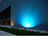 ; Wasserfeste LED-Fluter (warmweiß) 