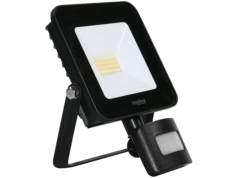 ; Outdoor-WLAN-Steckdosen mit Strommess-Funktion 